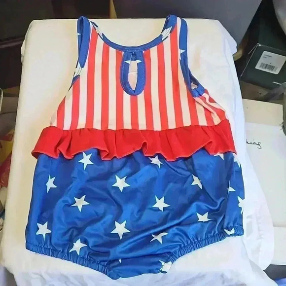 Kids Onesie - Picture 4 of 4